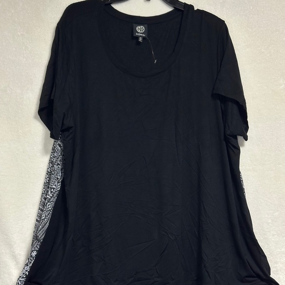 Bobeau Top 3X Black Matte Jersey Stretch Chiffon Printed Short Sleeve Blouse NEW - Picture 2 of 10